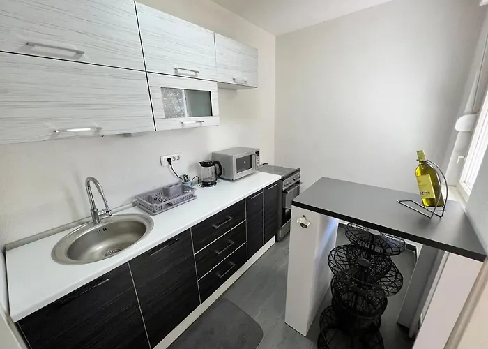 Seka Διαμέρισμα *